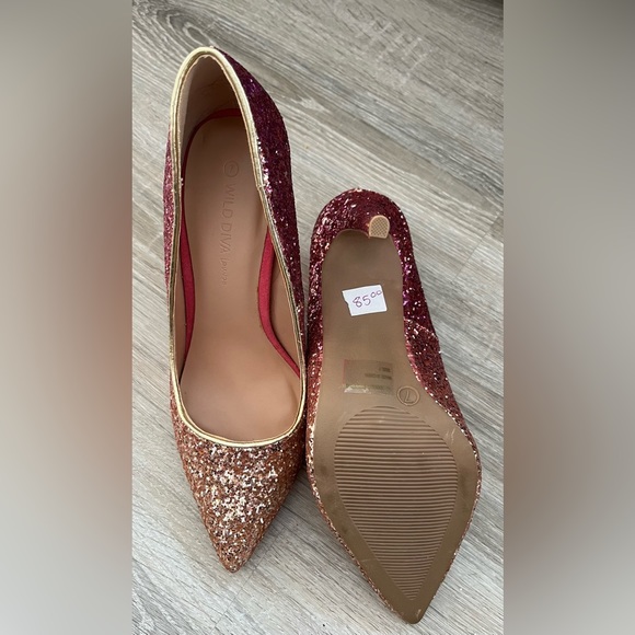 Pink/gold sparkle heels, never worn - Picture 2 of 3